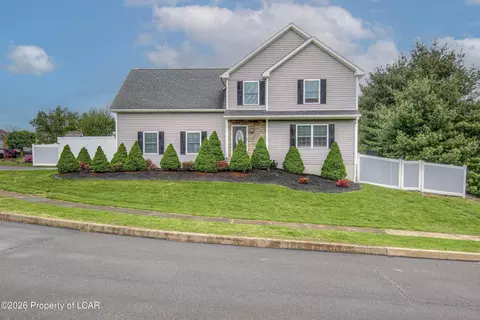 266 Susquehannock Dr, Jenkins Township, PA 18702