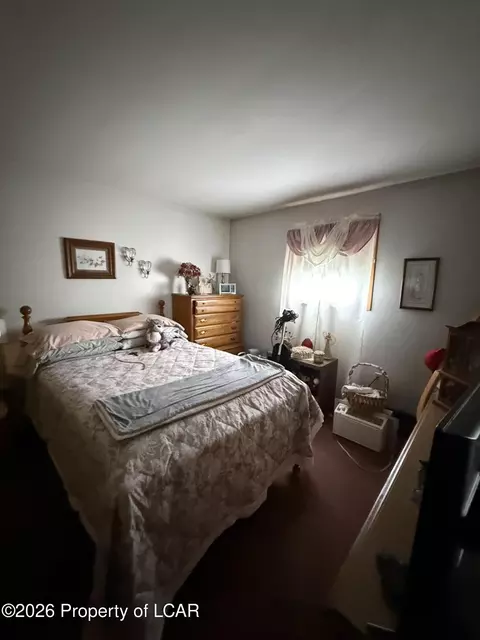 Bedroom - 213 E Grant St, Mcadoo, PA 18237 photo 6 of 6
