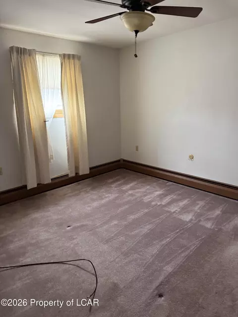 Bedroom - 213 E Grant St, Mcadoo, PA 18237 photo 2 of 6