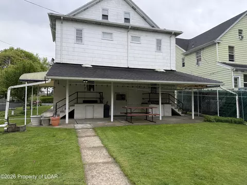Exterior - 213 E Grant St, Mcadoo, PA 18237 photo 3 of 10