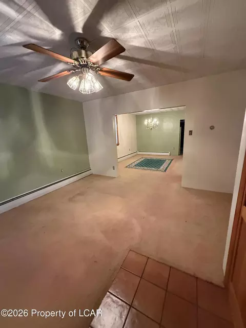 Living - 213 E Grant St, Mcadoo, PA 18237 photo 1 of 2