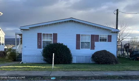 1214 1st Ave, Berwick, PA 18603