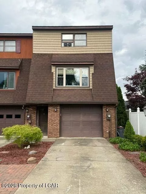 15 Bond Ave, Swoyersville, PA 18704