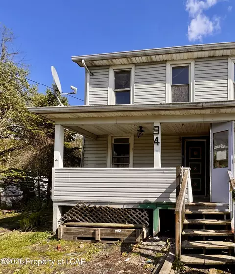 94 W Church St, Hazleton, PA 18201