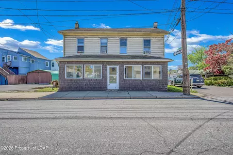 15 Cherry St, Plymouth, PA 18651