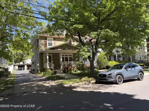 136 E Walnut St, Kingston, PA 18704