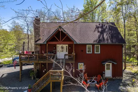 329 Maxatawny Dr, Pocono Lake, PA 18347