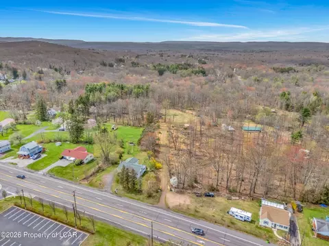 411 S Mountain Blvd, Mountain Top, PA 18707