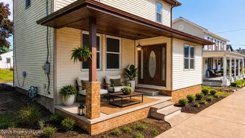 325 E 10th St, Berwick, PA 18603