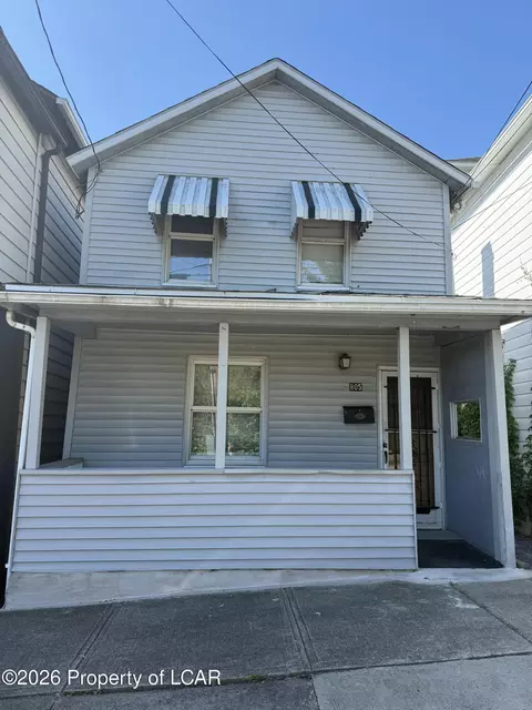 805 N Washington St, Wilkes Barre, PA 18705