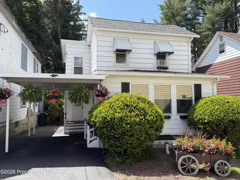 104 5th St, Weatherly, PA 18255