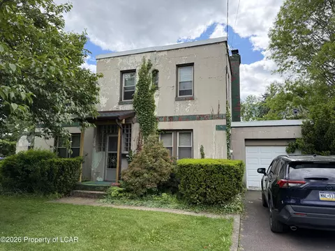 2105 Heights Rd, Berwick, PA 18603