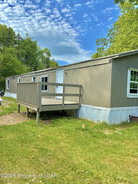 45 Country Pine Ests, Dallas, PA 18612