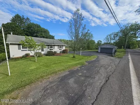 336 Overbrook Rd, Dallas, PA 18612