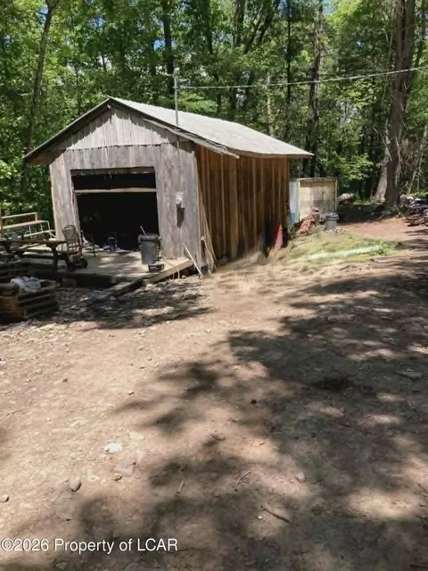 180 Ferndale Rd, Zion Grove, PA 17985