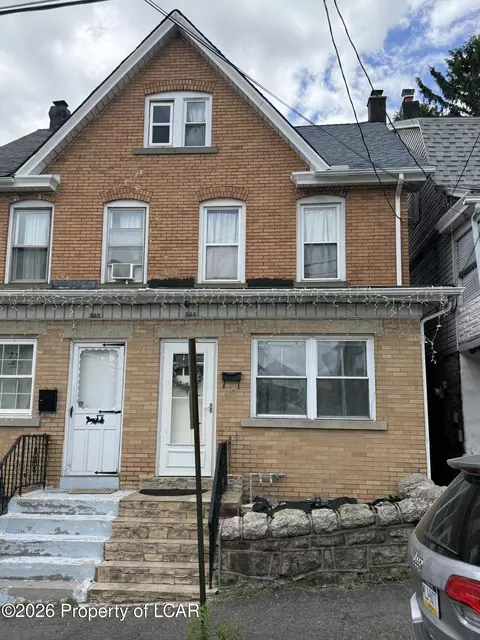 544 Hayes St, Hazleton, PA 18201