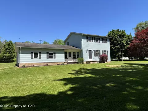 27 N Lake Rd, Sweet Valley, PA 18656