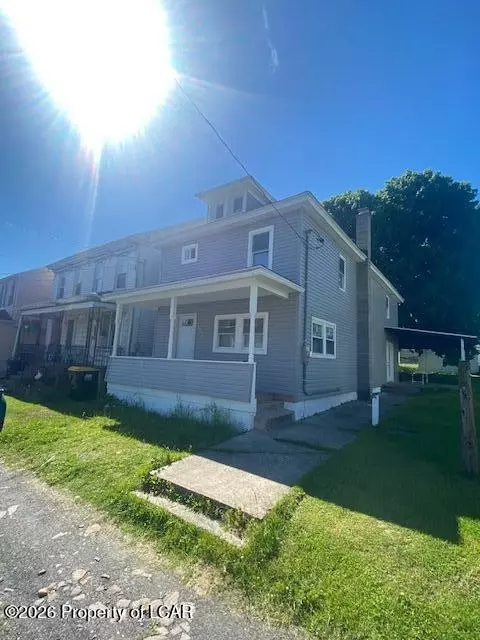 77 W Pine St, Sheppton, PA 18248