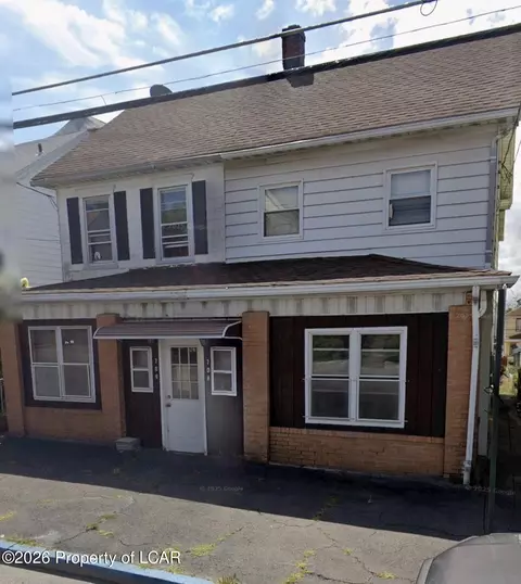 706 N Vine St, Hazleton, PA 18201