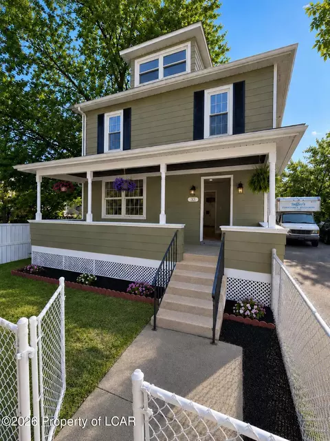 33 Pomona St, Forty Fort, PA 18704
