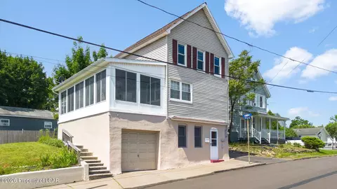 2 W Newport St, Wilkes Barre, PA 18706