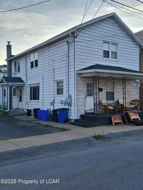 91 E Columbus Ave, Pittston, PA 18640