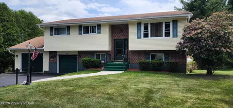 245 Foster Ave, Freeland, PA 18224