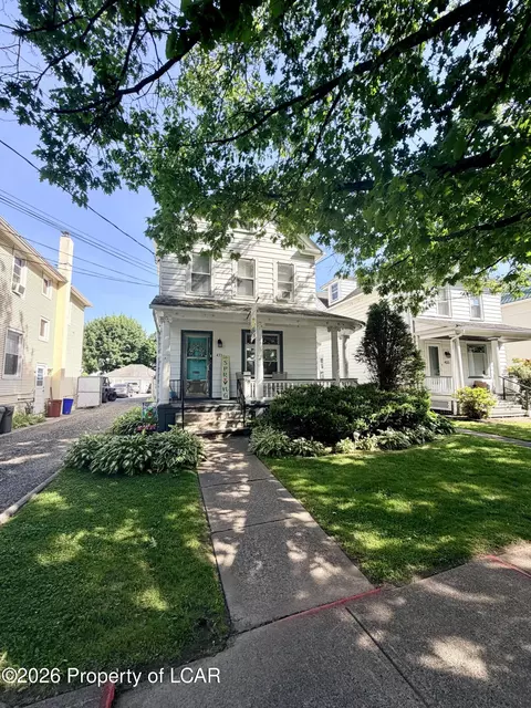 435 Chestnut Ave, Kingston, PA 18704