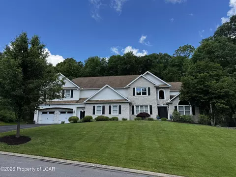 121 Montauk Cir, Port Matilda, PA 16870