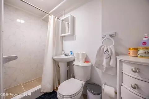 Bath - 647 E 9th St, Hazleton, PA 18201 photo 1 of 5