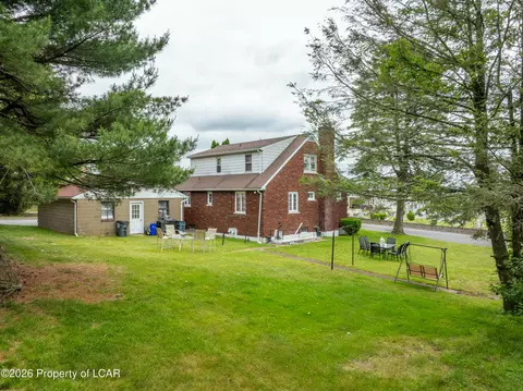Exterior - 647 E 9th St, Hazleton, PA 18201 photo 6 of 6