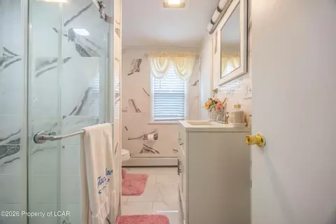 Bath - 647 E 9th St, Hazleton, PA 18201 photo 3 of 5