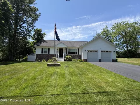 163 Davenport St, Dallas, PA 18612