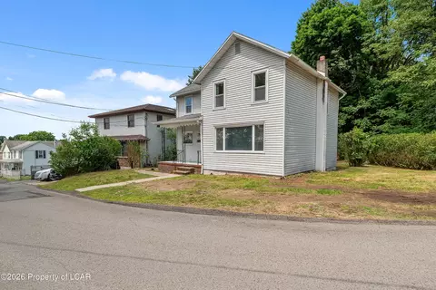 41 Curran St, Pittston, PA 18640