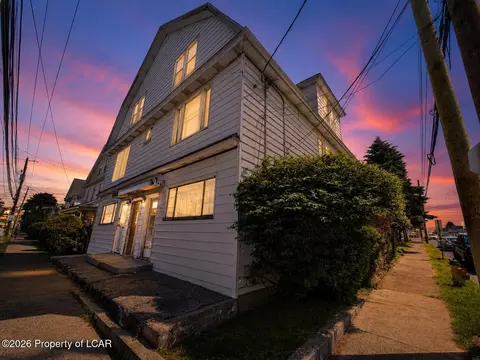 741 S Hanover St, Nanticoke, PA 18634