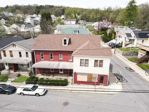 163-167 Willow St, Plymouth, PA 18651