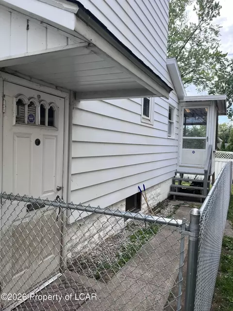 107 Washington St, West Pittston, PA 18643