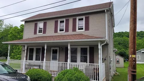 671 Market St, Weston, PA 18256