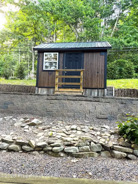 1015 Saint Johns Rd, Drums, PA 18222