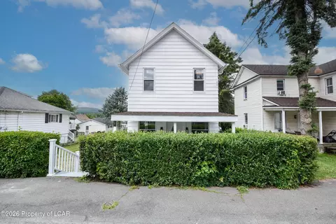 143 Bellman St, Throop, PA 18512