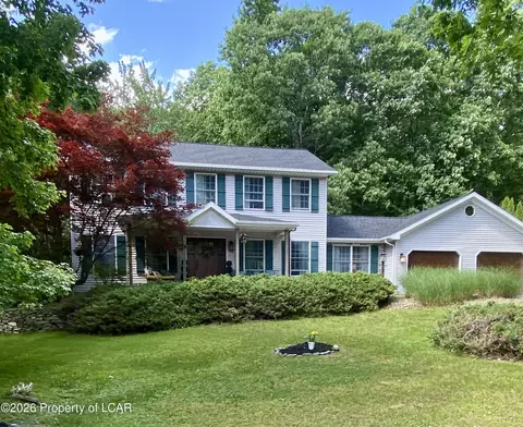 286 Hemlock Ter, Mountain Top, PA 18707