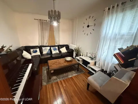 Living - 129 E Beech St, Hazleton, PA 18201 photo 3 of 3
