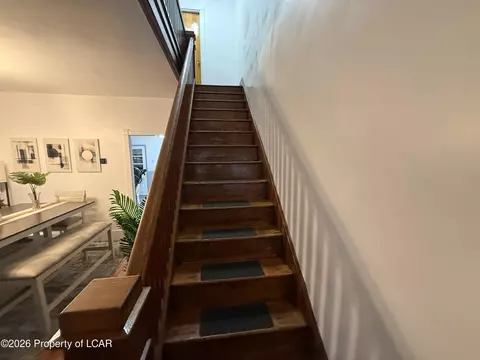 Entry Way - 129 E Beech St, Hazleton, PA 18201 photo 1 of 1