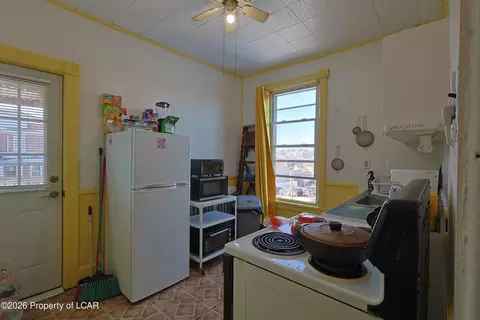 333 E Juniper St, Hazleton, PA 18201 photo 16