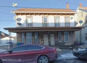 333 E Juniper St, Hazleton, PA 18201 photo 1