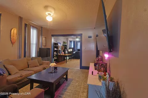 333 E Juniper St, Hazleton, PA 18201 photo 7