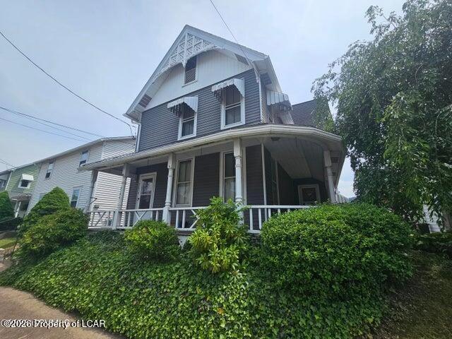 316 W 3rd St, Nescopeck, PA 18635