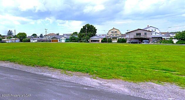 321 359 Dietrich Ave, Hazleton, PA 18201