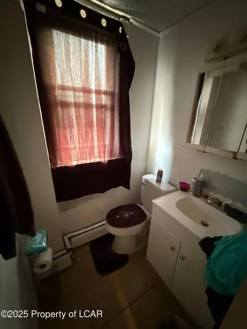 1 W Diamond Ave, Hazleton, PA 18201 photo 3
