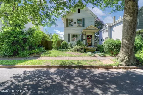 318 Ridge Ave, Kingston, PA 18704
